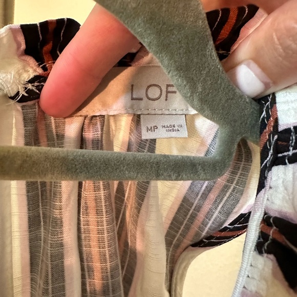 Loft petite jumpsuit - Picture 2 of 3